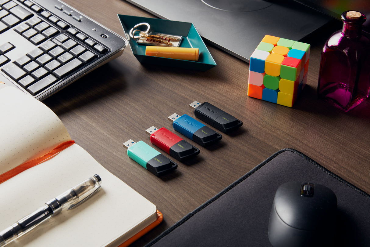 Clé USB 3.2 Kingston DataTraveler Exodia M - 128Go (Rouge/Noir)