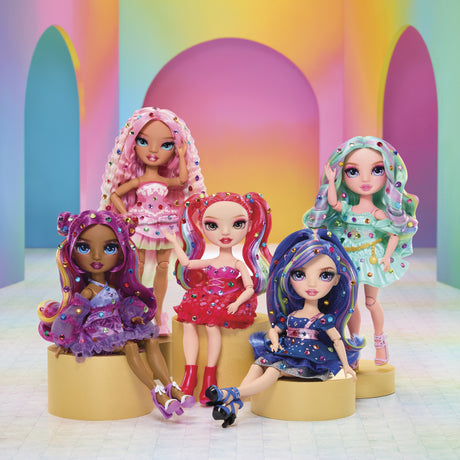 Rainbow High - Poupée Mannequin Be Dazzling - Vivienne Rouge - 28 cm - Pierres précieuses scintillantes et accessoires inclus