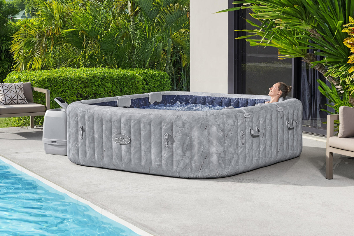 Spa gonflable BESTWAY - Lay-Z-Spa San Fransisco - Hydrojets - 230 x 230 x 71 cm - 5 a 7 places - Carré (couverture, 5 appuie-tete)