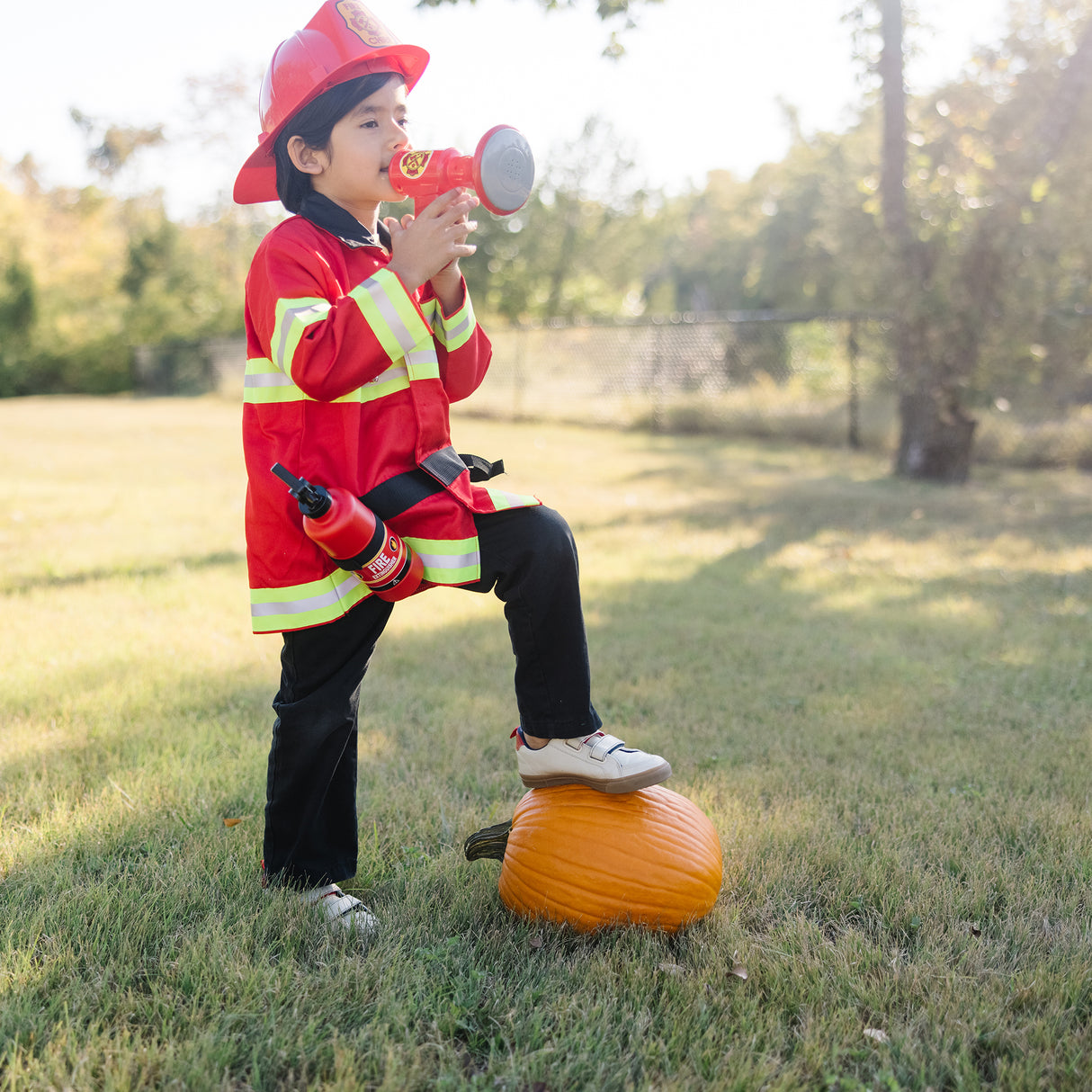 PACK POMPIER COSTUME + ACCESSOIRES Melissa & Doug