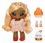 Yummiland - Grande poupée 25 cm a coiffer et câliner - Animal de compagnie + baumes a levre parfumé - Pia - Des 4ans