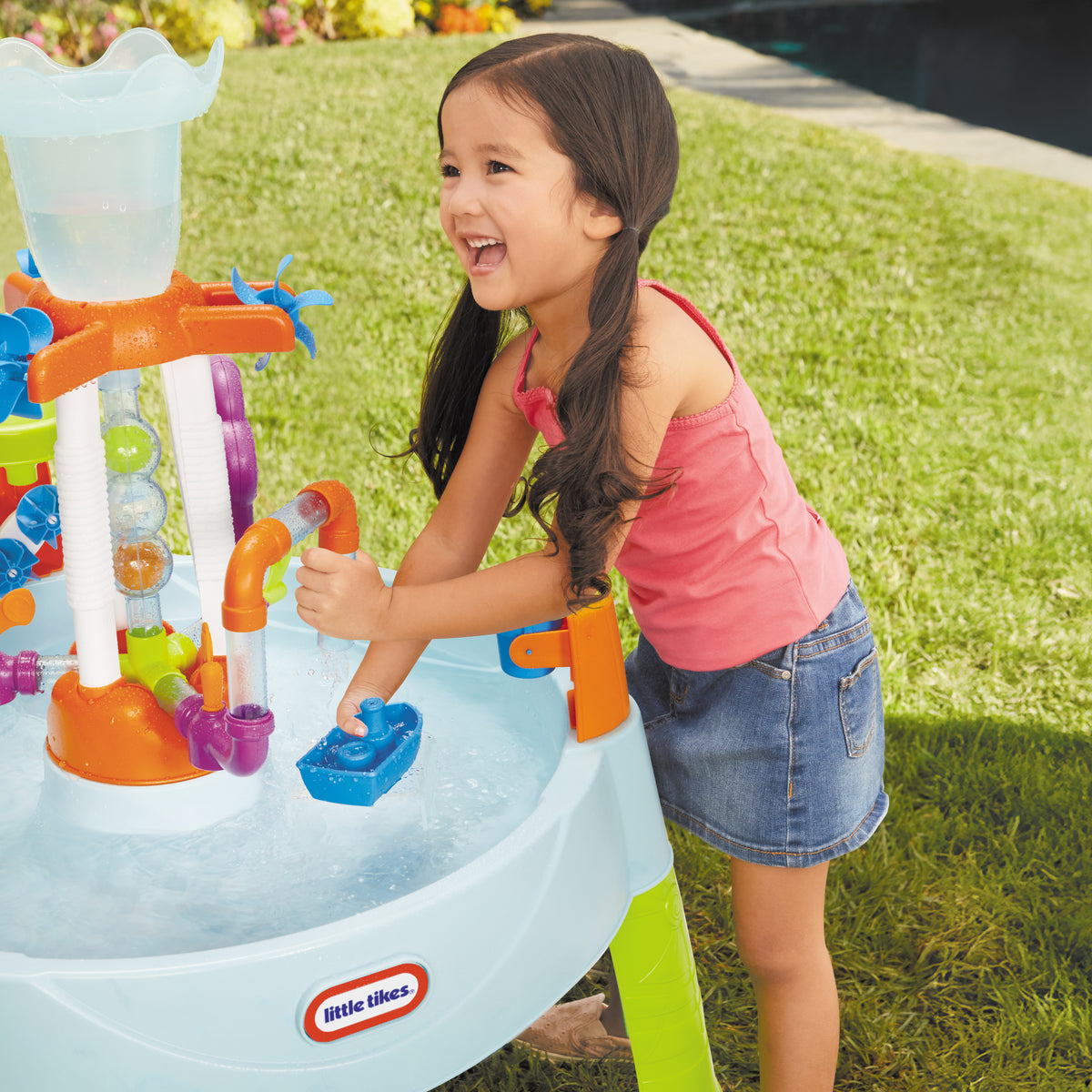Table a eau fontaine Little Tikes