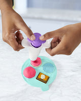 Play-Doh Robot pâtissier, jouet de pâte a modeler avec accessoires de cuisine factices, Kitchen Creations, Des 3 ans