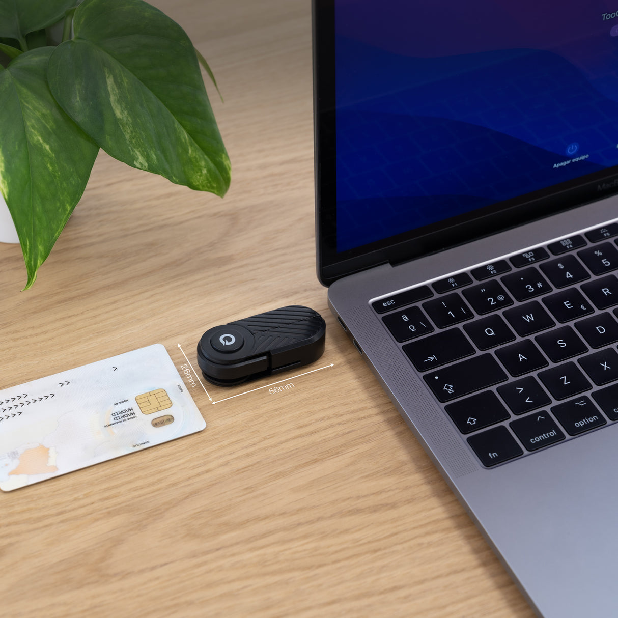 Lecteur de Cartes à puce TooQ TQR-3011B USB-C 2.0 (Noir)