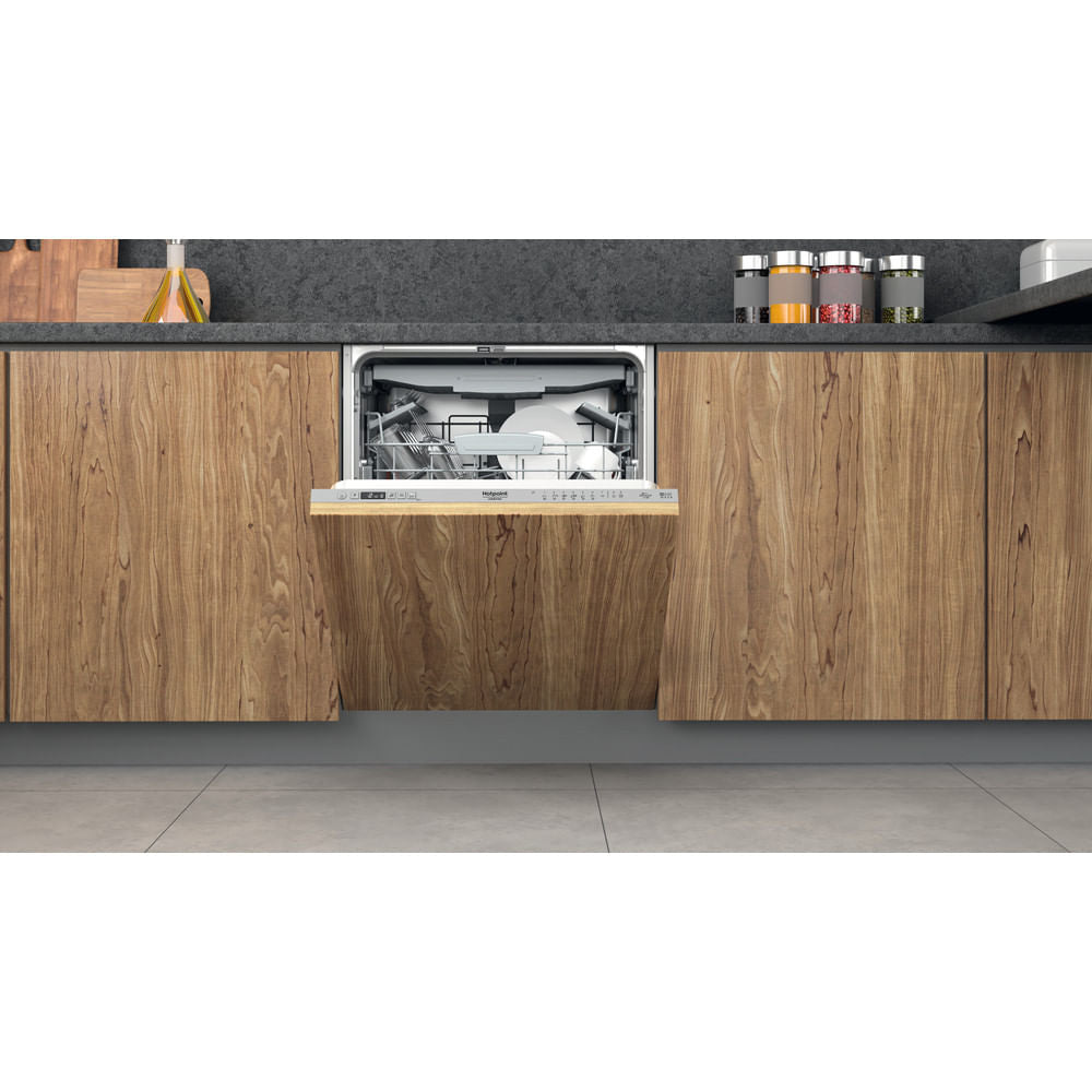 Lave-vaisselle tout encastrable HOTPOINT HI5030WEF - 14 couverts - Induction - L60cm - 43 dB - tiroir a couverts