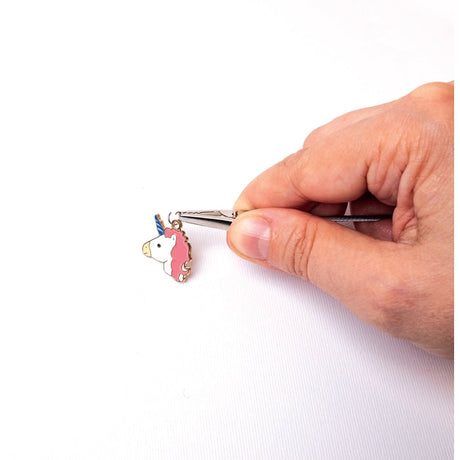 Clementoni - Crazy Chic - Coffret créatif Licorne - Créer tes bracelets en perles colorés avec charms et pompoms - Dés 7ans
