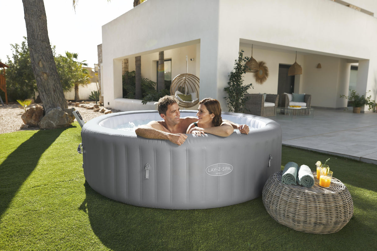 Spa gonflable BESTWAY - Lay-Z-Spa Hawaii - 236 x 71 cm - 4 a 8 places - Rond (Livré avec couverture, cartouche et diffuseur)