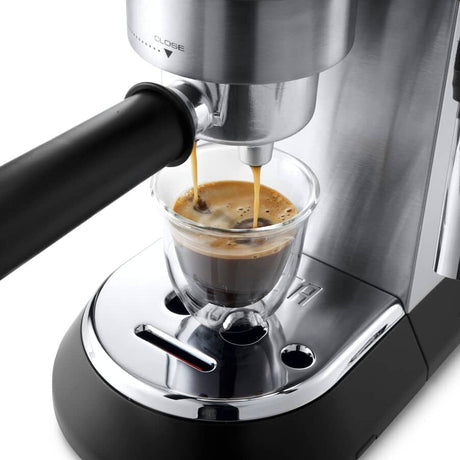Machine expresso manuelle - De'Longhi - Dedica style - EC685.M - Inox