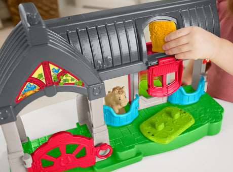 FISHER-PRICE Little People-L'écurie des Joyeux Chevaux avec 6 éléments - Fisher-Price - HWR84