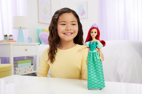 Ariel Poupée 29 cm, Mattel Poupée Disney Princesses habillage et accessoires HLW10