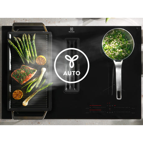 Plaque de cuisson aspirante a induction - ELECTROLUX - 4 foyers - 78 x 52 cm - KCC83443
