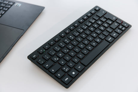 Clavier compact 2,4 GHz, Bluetooth 5.0 et filaire - CHERRY KW 9200 MINI - Rechargeable - Noir