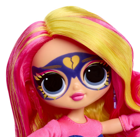 L.O.L. Surprise! - OMG Eye Spy Series - Superhero - 1 Poupée, Vetements, Accessoires, Indices a Résoudre, Surprises a Découvrir