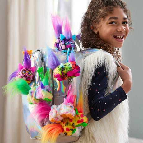 Furby DJ Furblets Berry-Cup-Cake, Mini peluche électronique, jouet pour enfant, 45 sons et musiques, des 6 ans
